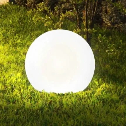 Large Ball Garden Light