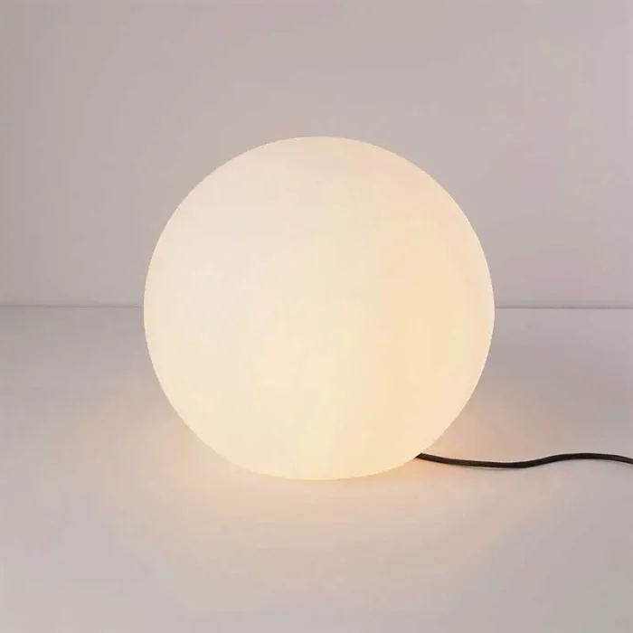 Small Ball Garden Light