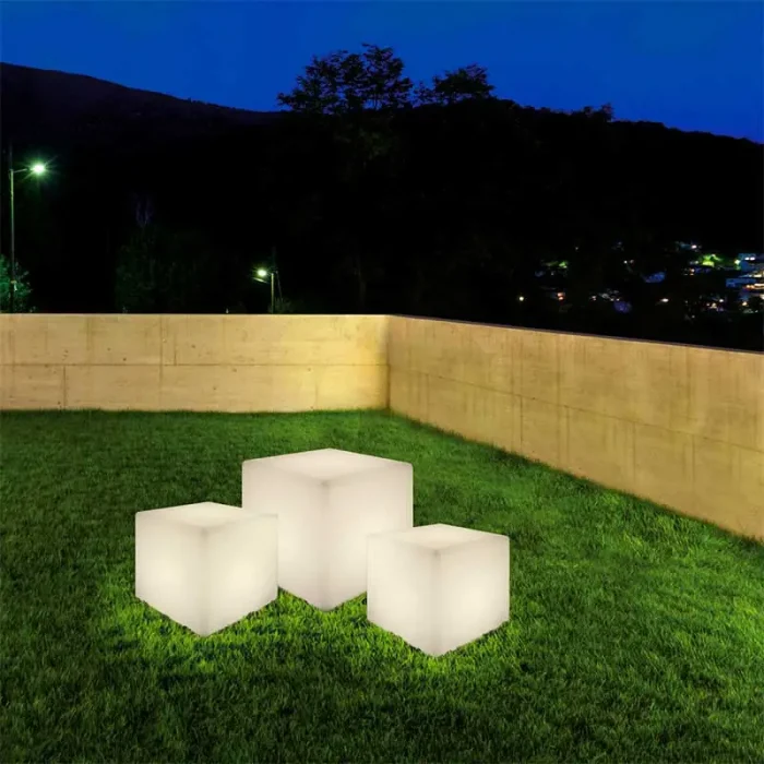 Cube Garden Light Medium