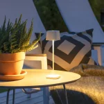 White Square LED Table Lamp