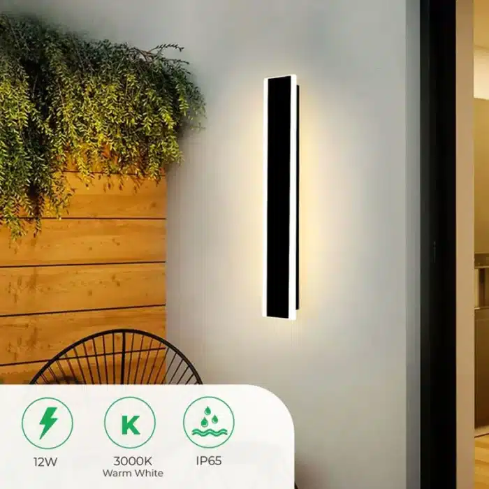 Outdoor 12W acrylic black wall light IP65 rated features