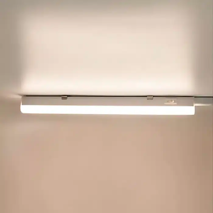 T5 LED CCT 4W under cabinet light gallery image